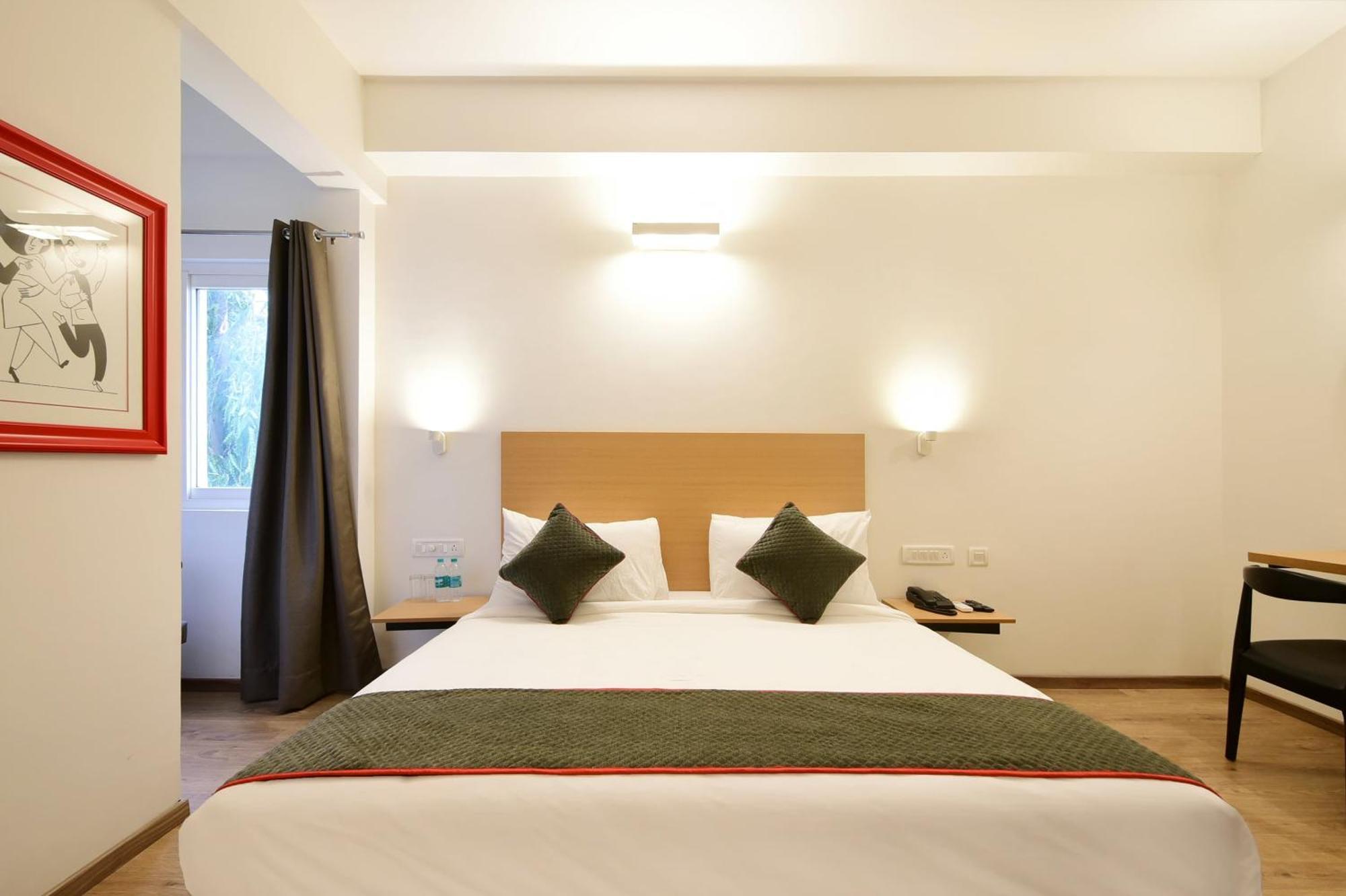 Отель Townhouse Airport Road Yelahanka Экстерьер фото