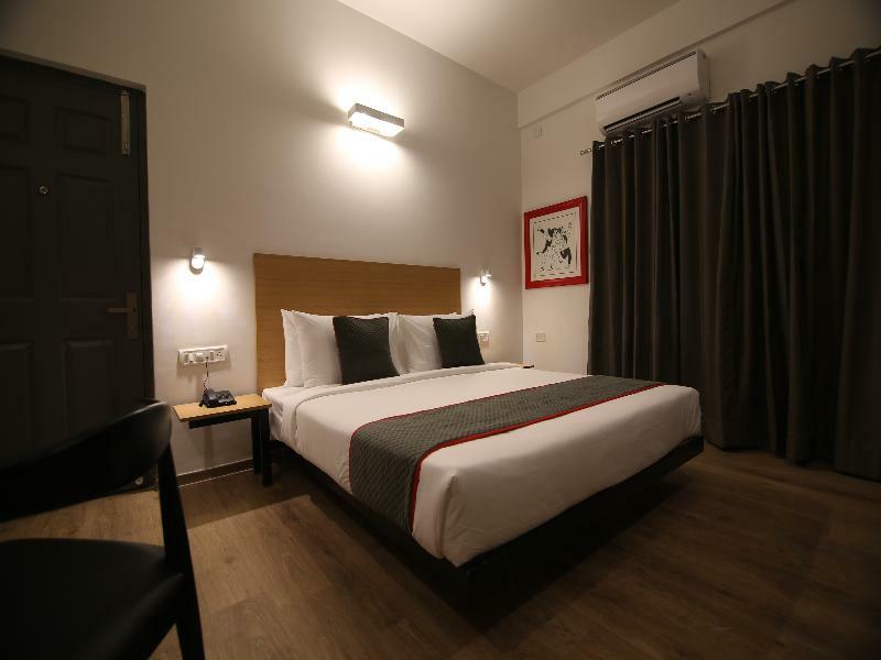 Отель Townhouse Airport Road Yelahanka Экстерьер фото